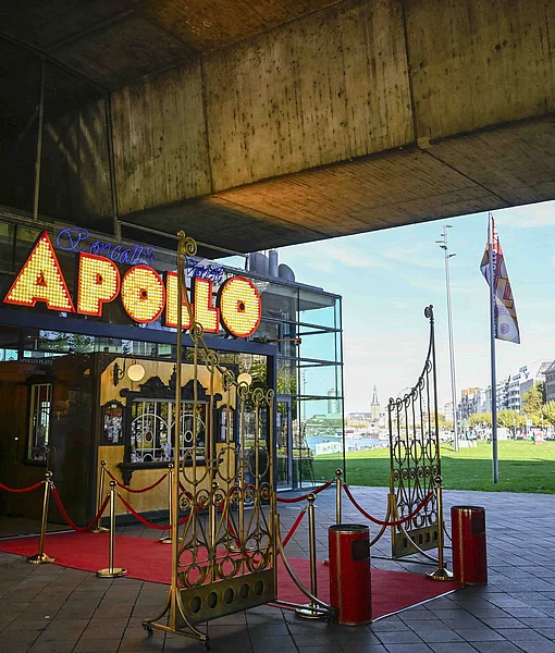 Eingang Apollo
