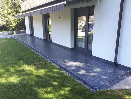 Terrasse gestaltet mit Enkolan und Enke Chips