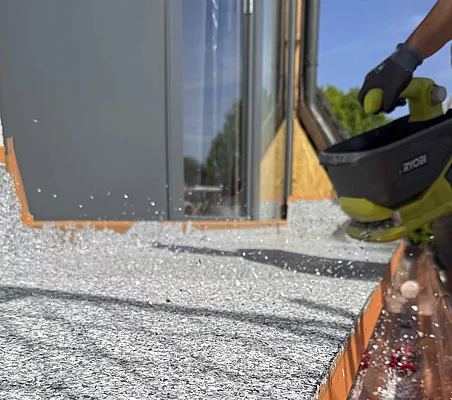 Bearbeitung einer Mini-Terrasse mit Enkolan von Enke