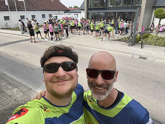 Max Kainzinger und Kollege beim "Wings for live run"