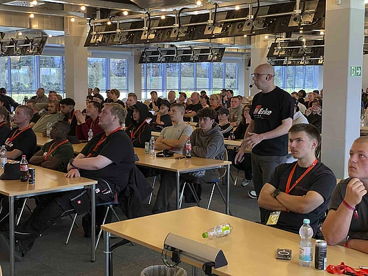 Teilnehmer im Seminar auf dem 5. Enke Impulscamp am Nürburgring