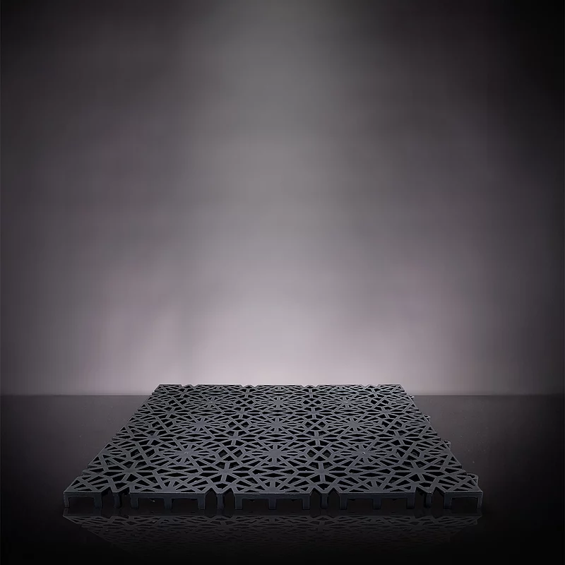 Enkefloor Platte auf schwarzem Hintergrund