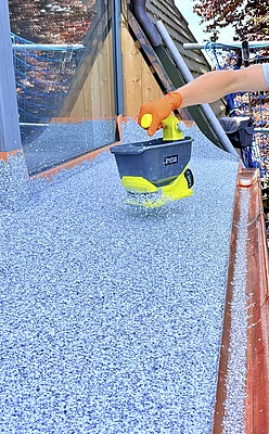 Bearbeitung einer Mini-Terrasse mit Enkolan von Enke