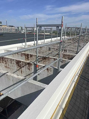 Anwendungsbild Enkolan weiß auf Baustelle