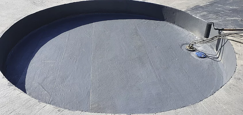 mit Enkolan behandelter Brunnen