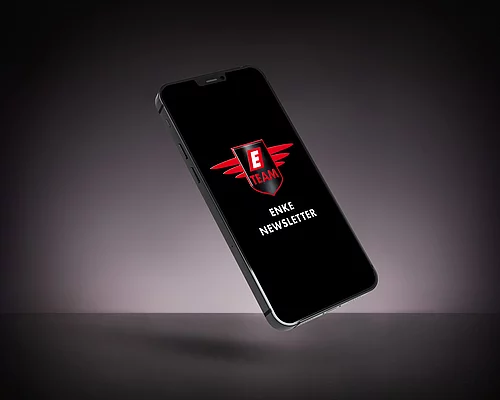 Enke Smartfon auf schwarzem Hintergrund